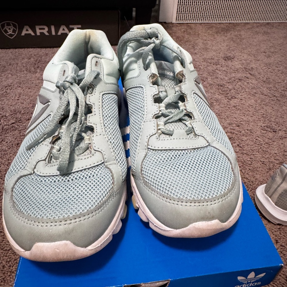 Reebok Women's Mint Green Athletic Sneakers